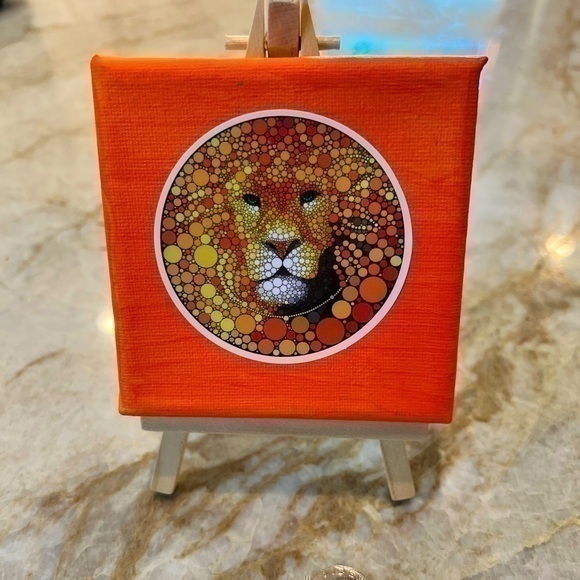 Hand Crafted Other - 🦁 Pop-art groovy lion or leo tribute piece. Mini canvas painted, decal applied
